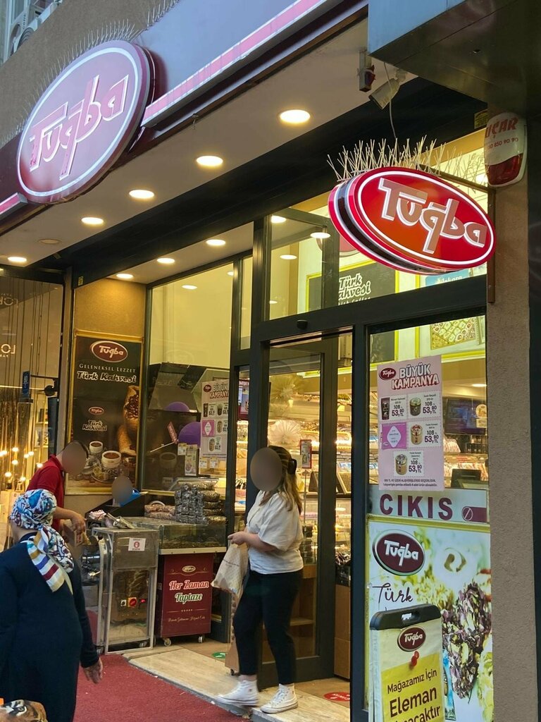 المكسرات والوجبات الخفيفة والفواكه المجففة Tugba Kuruyemis Kızılay 2 Store ، أنقرة، صورة