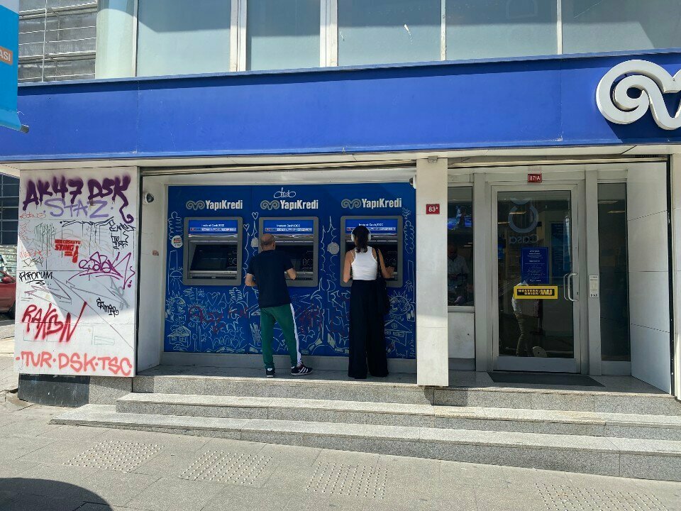 ATM Yapi Kredi, Istanbul, photo