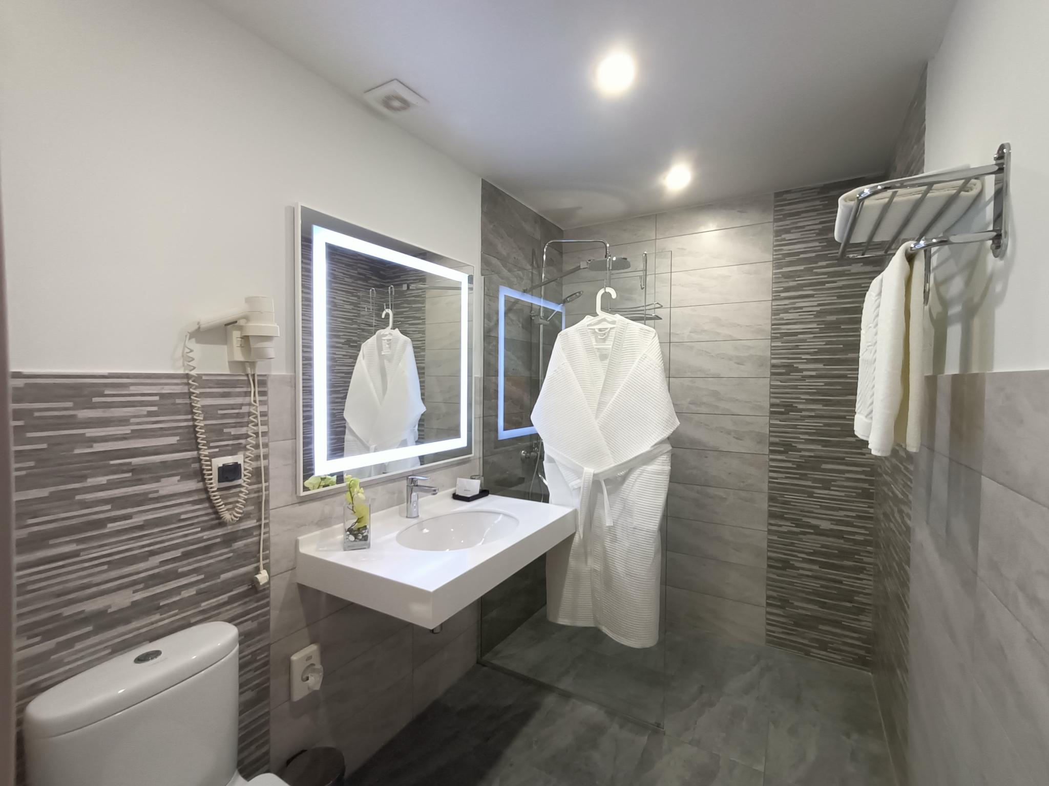 Фото Премьер