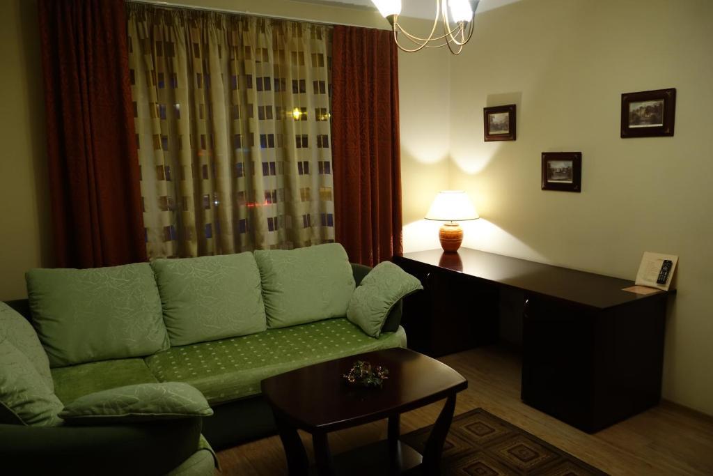 Фото Персона Грата