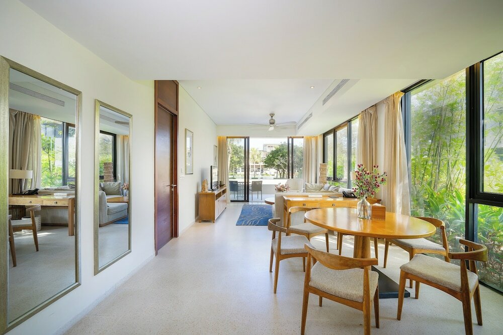 Фото Collections Apartment in Danang Resort