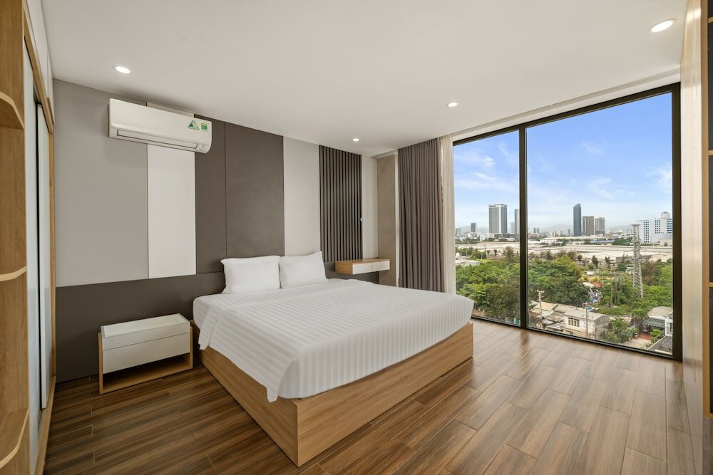 Фото Rose Sea Hotel & Apartment