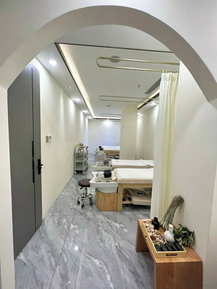 Фото Wah Fu Hotel