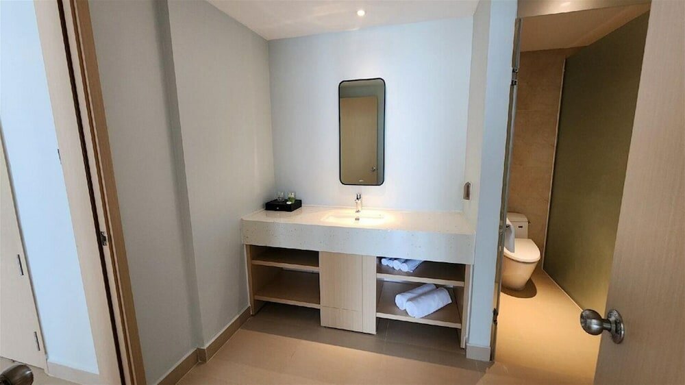 Фото Condotel Cam Ranh Beach Resort