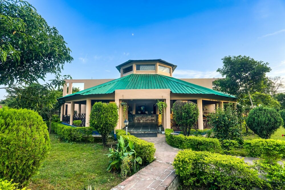 Фото Tusk and Roar Corbett Resort