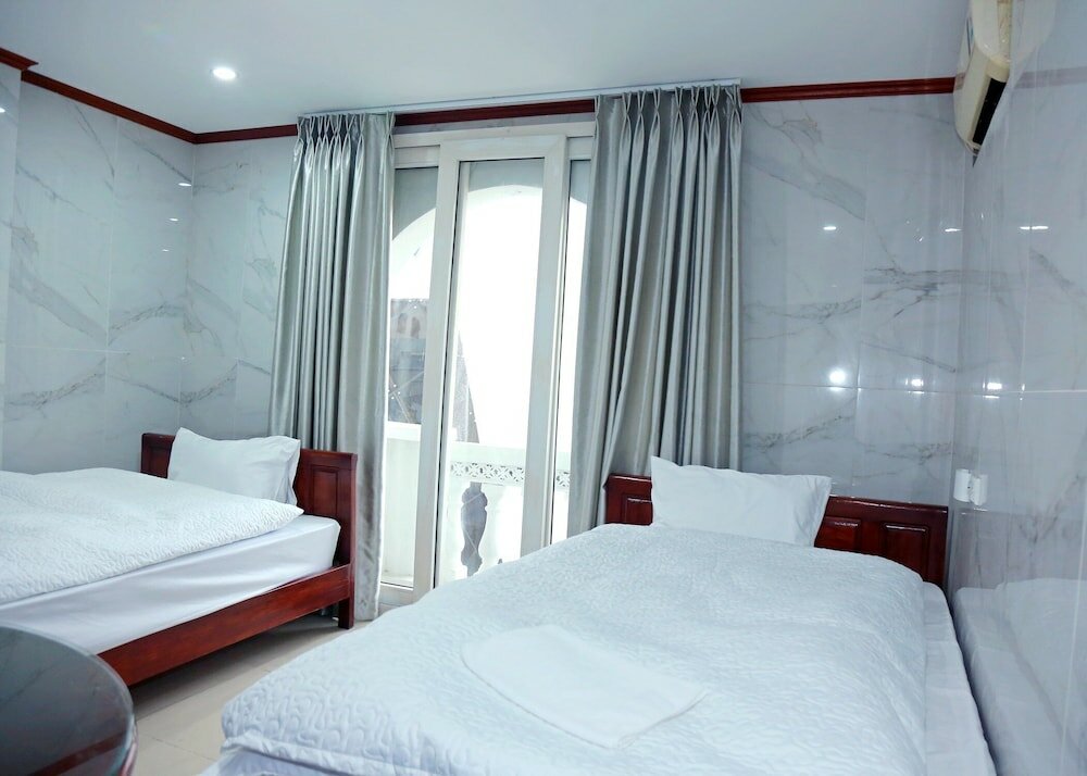 Фото Tuan Central Hotel