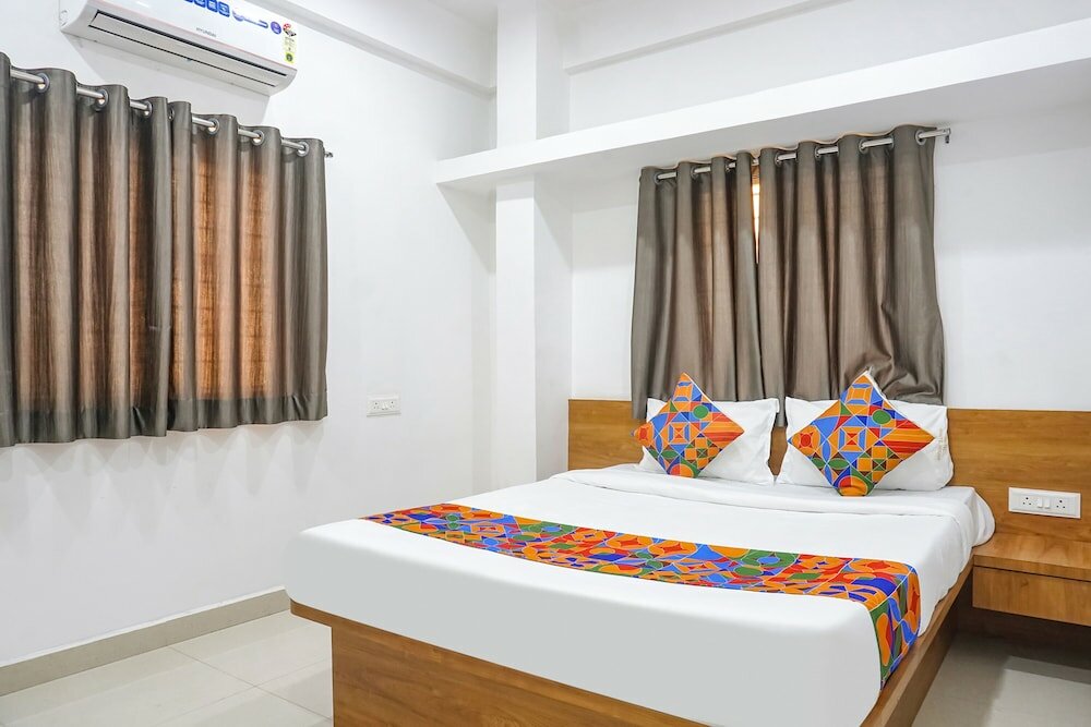 Фото Fabhotel White House