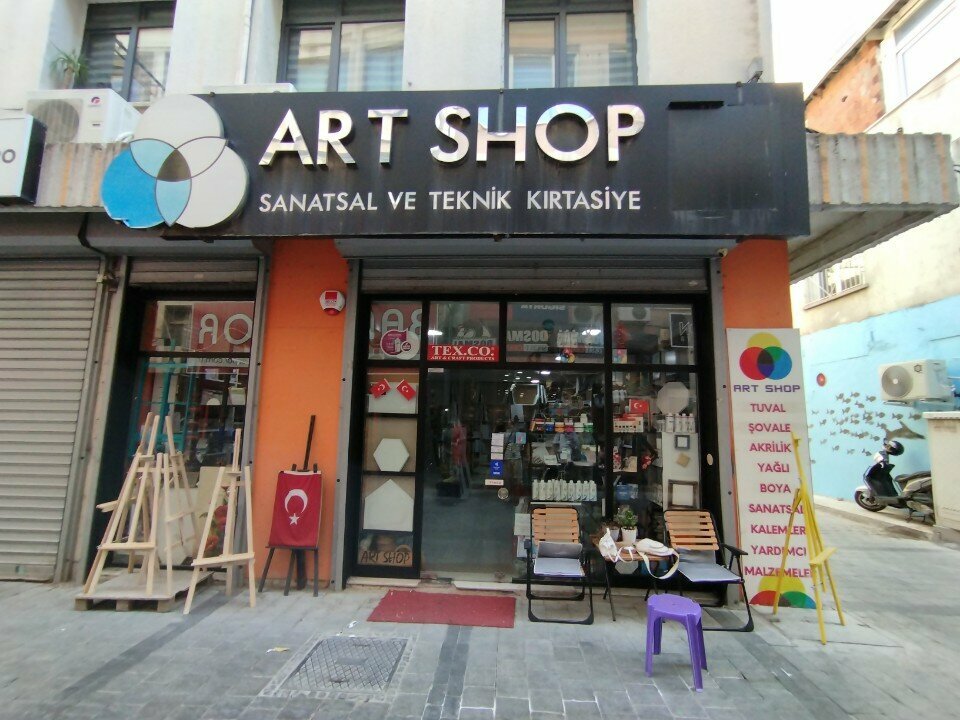 الفن التشكيلي Artshop Artistic and Technical Stationery ، إزمير، صورة