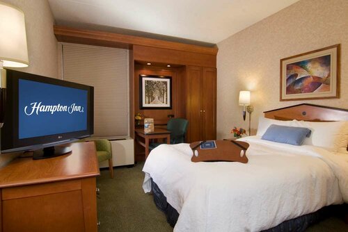 Гостиница Hampton Inn Ann Arbor - North