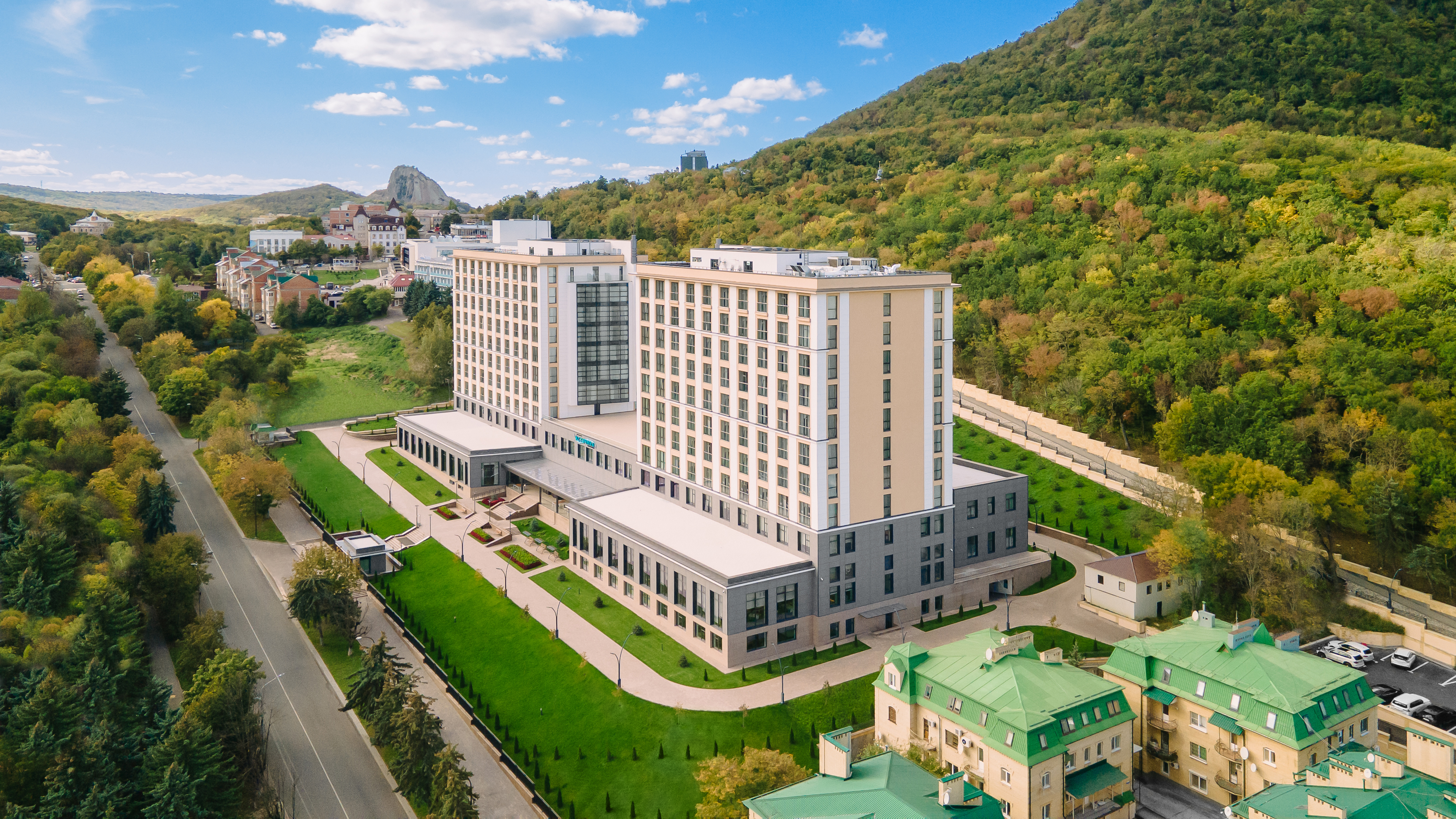 Фото отеля 1