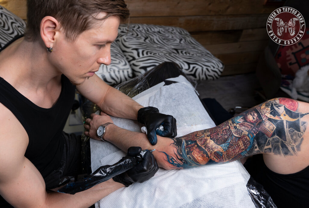 أوشام Тату Студия Cover Up Tattoo Band ، ، صورة
