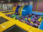 Космос (Zapadnaya ulitsa, 5А), trampoline center