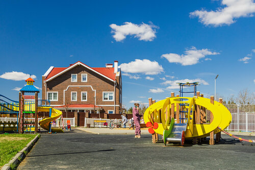 Жеке бейнедегі қыз