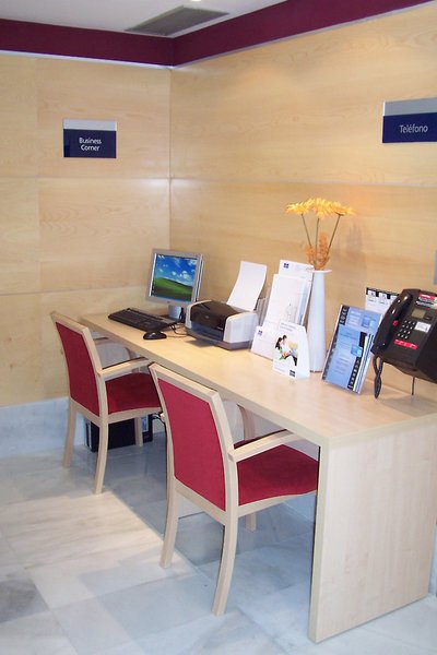 Фото Holiday Inn Express Madrid Rivas by IHG