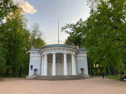 Достопримечательность Павильон под флагом, Санкт‑Петербург, фото