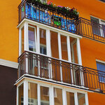 39 Okon (Yaltinskaya Street, 66), windows
