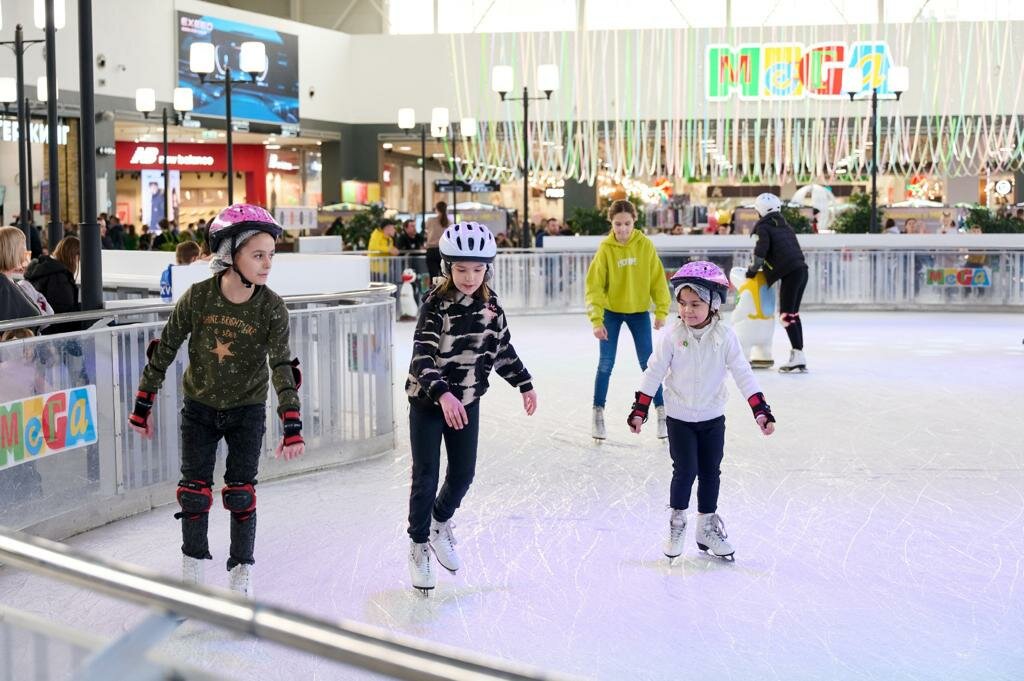Ice rink Katok Mega, Aksay, photo
