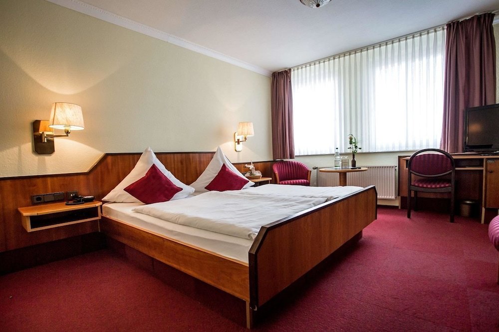 Фото Parkhotel Lingen Am Markt