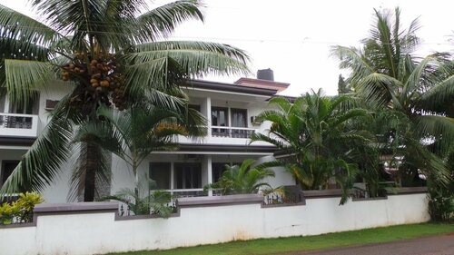 Гостиница Cota's Guest House в Мажорде