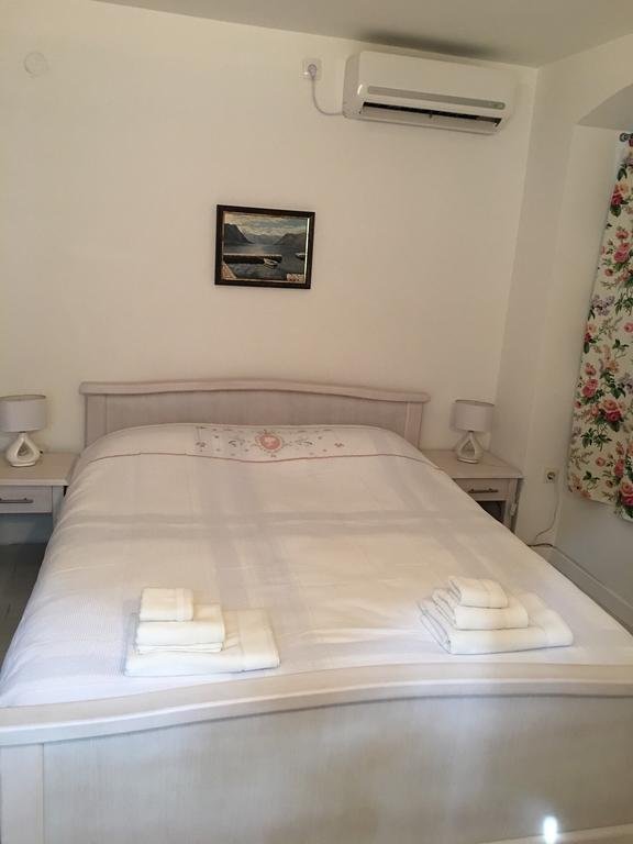 Фото Guesthouse Athos