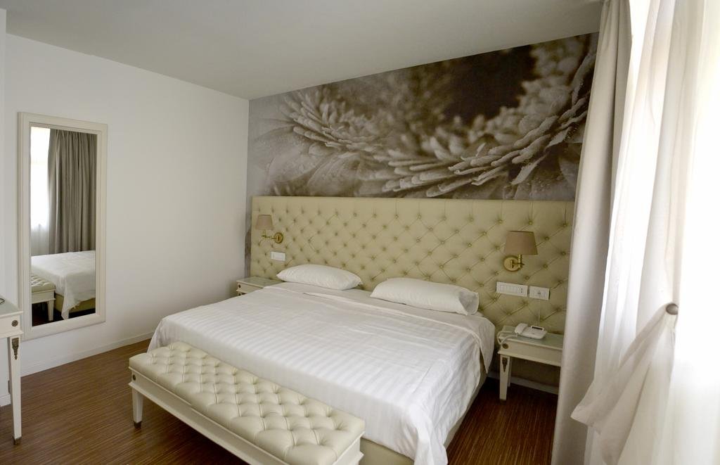 Фото Rosa Purpurea Hotel