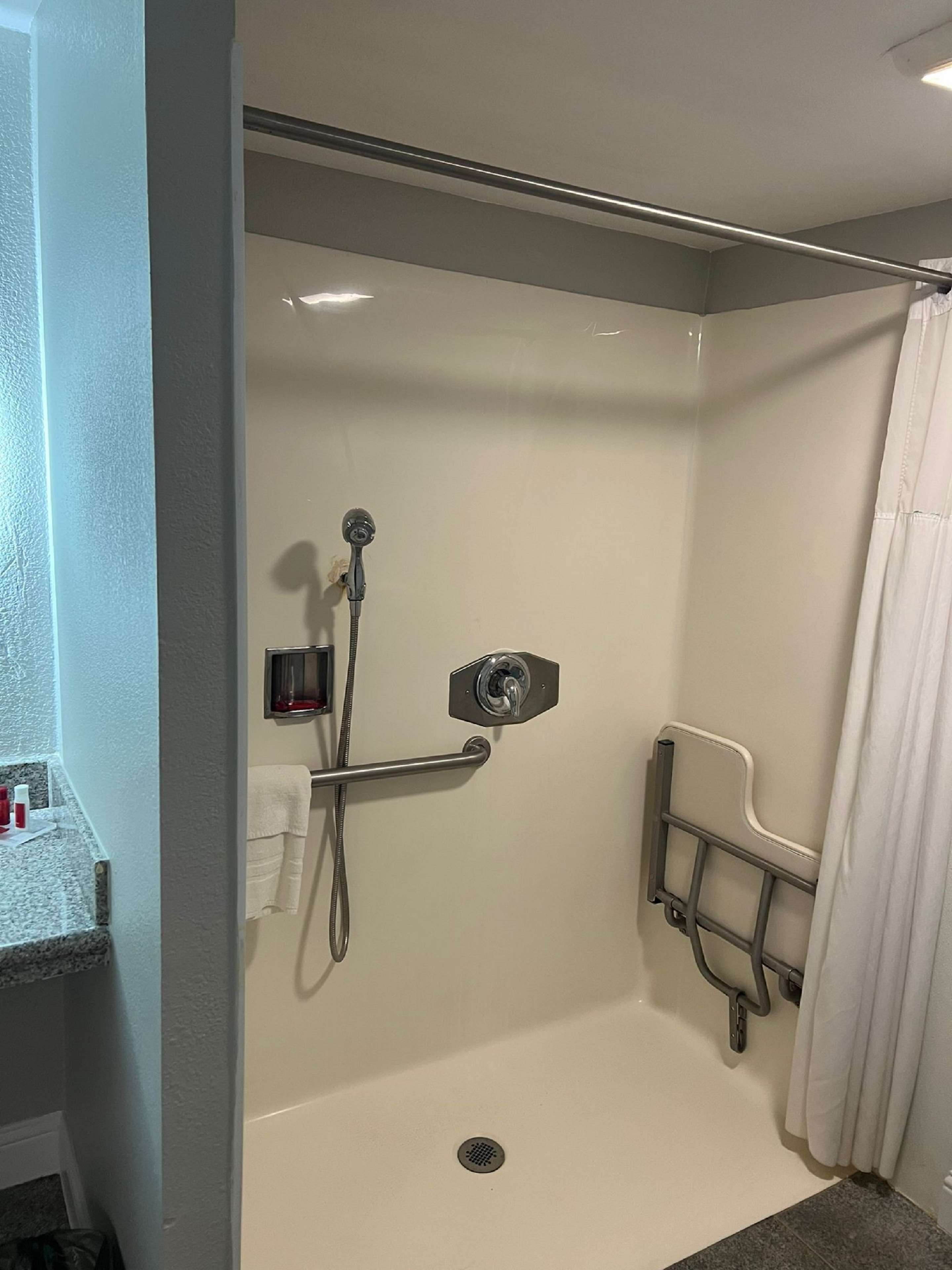 Фото Pacific Coast Roadhouse, SureStay Collection by Best Western