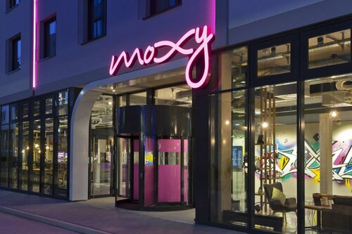 Гостиница Moxy Stuttgart Airport/messe в Лайнфельден-Эхтердингене