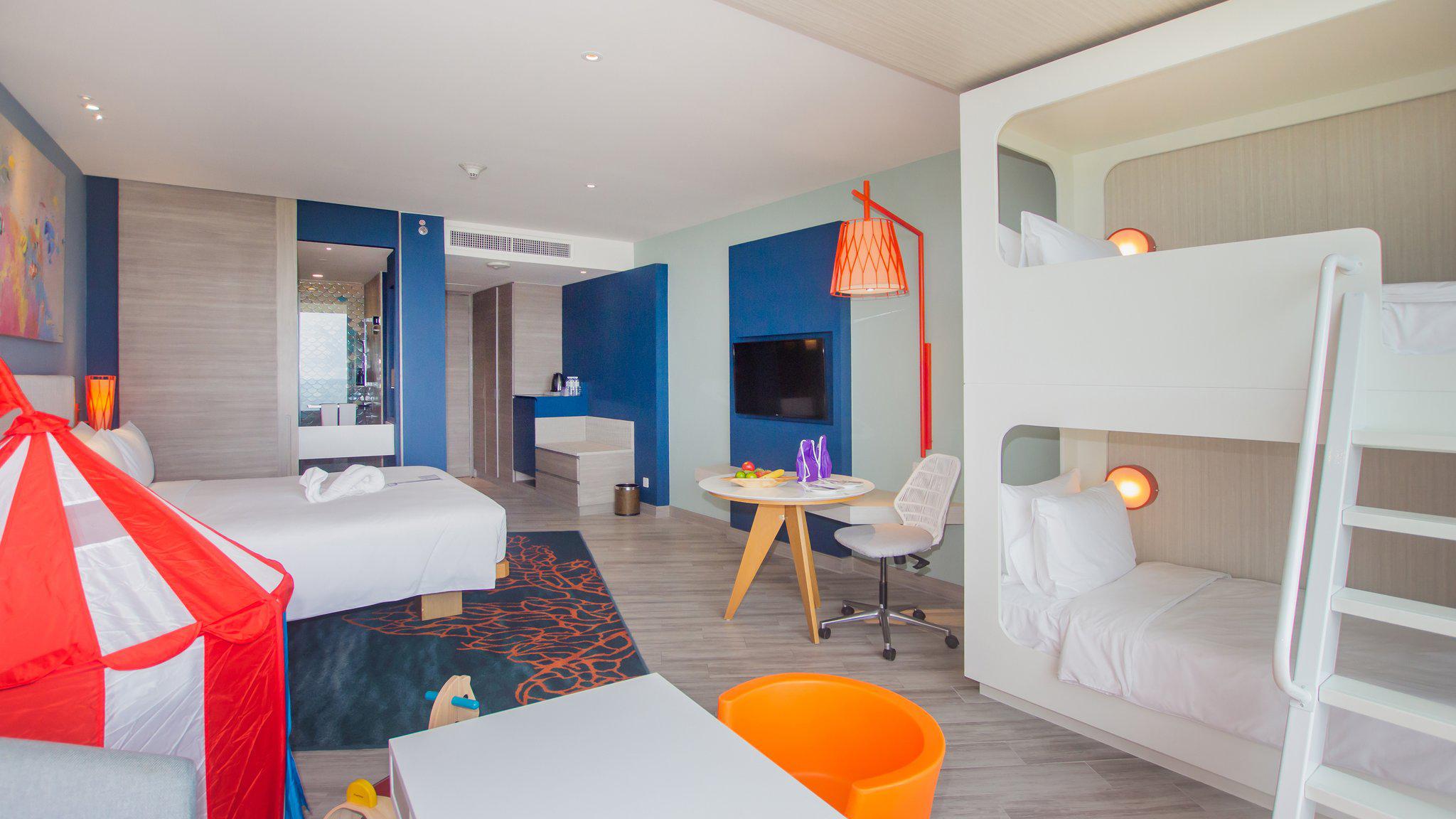 Фото Holiday Inn Resort Vana Nava Hua Hin