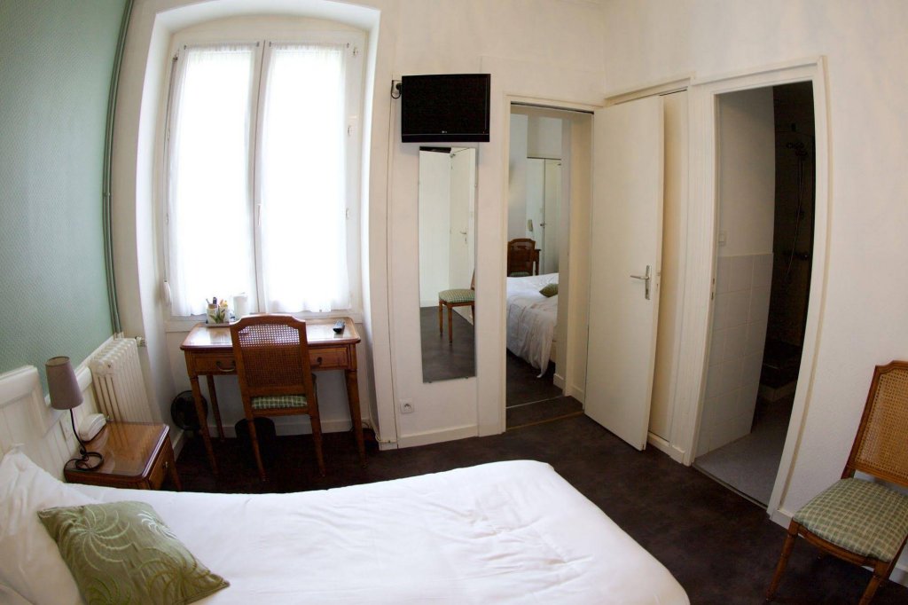 Фото Garden Hotel