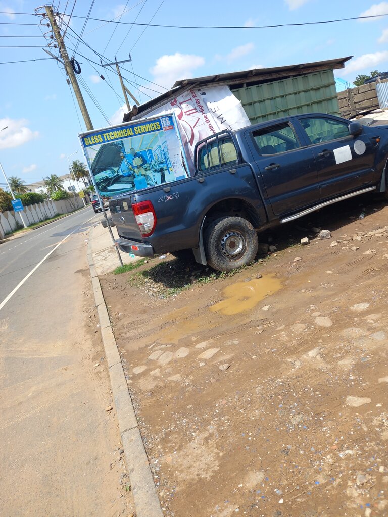 Social service Bless technical services, Accra, photo