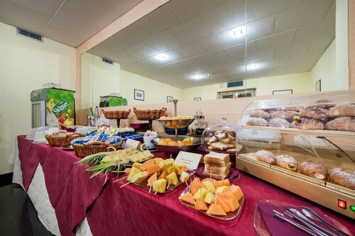 Внешний вид отеля Executive Business Hotel в Барях, фото 4