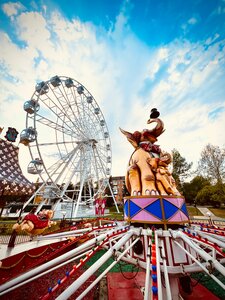 Luki Park (Velikiye Luki, Krasnoflotskaya Embankment, 3) ، مدينة الملاهي