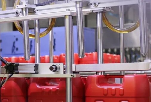 Lubricants Phoenix Lubricants, Dubai, photo