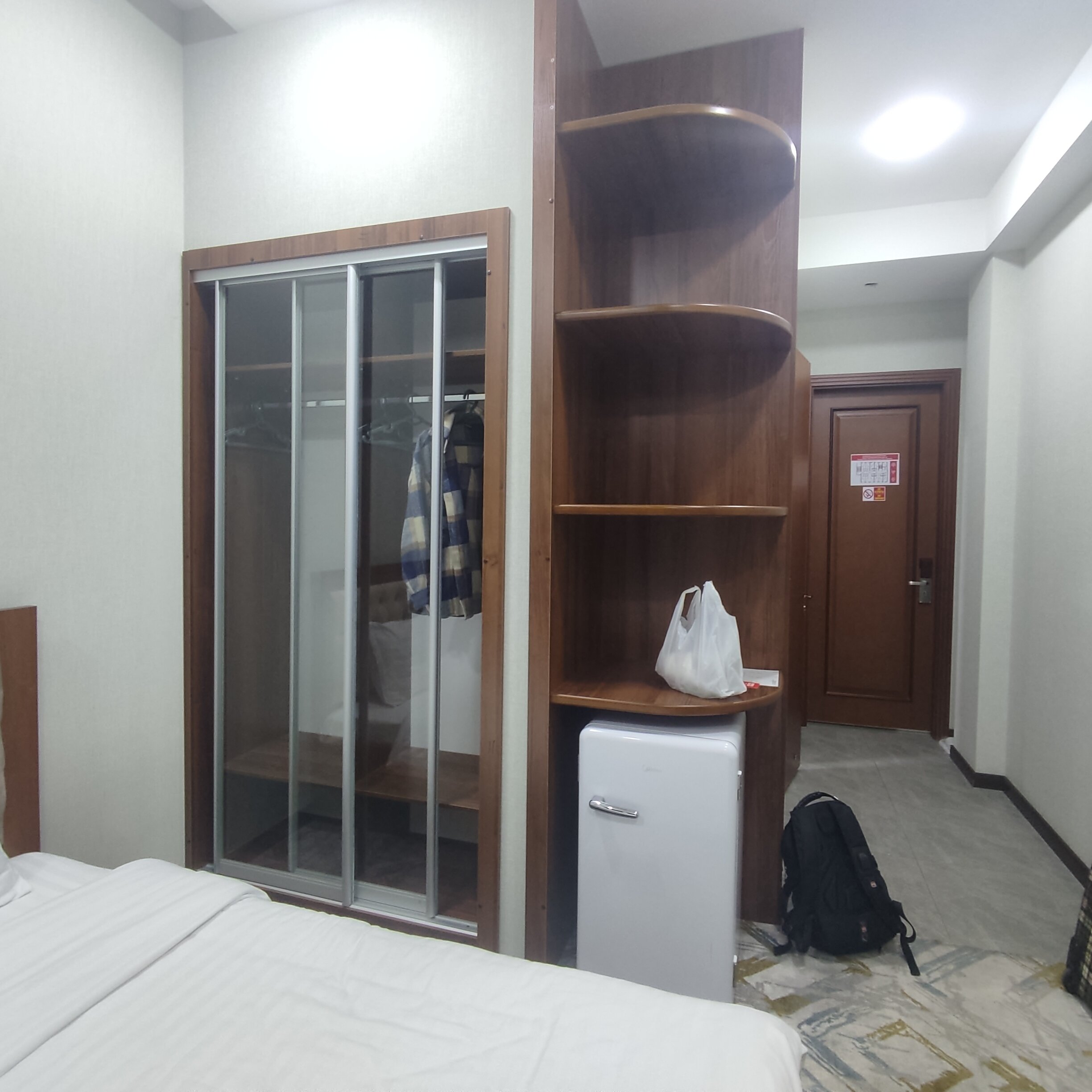 Фото Macan Terrace Hotel