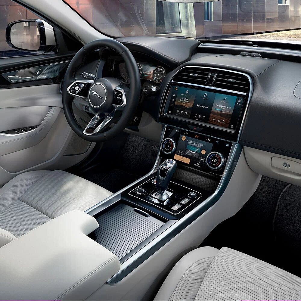 Car dealership Al Ain Service Centre, Al Ain, photo