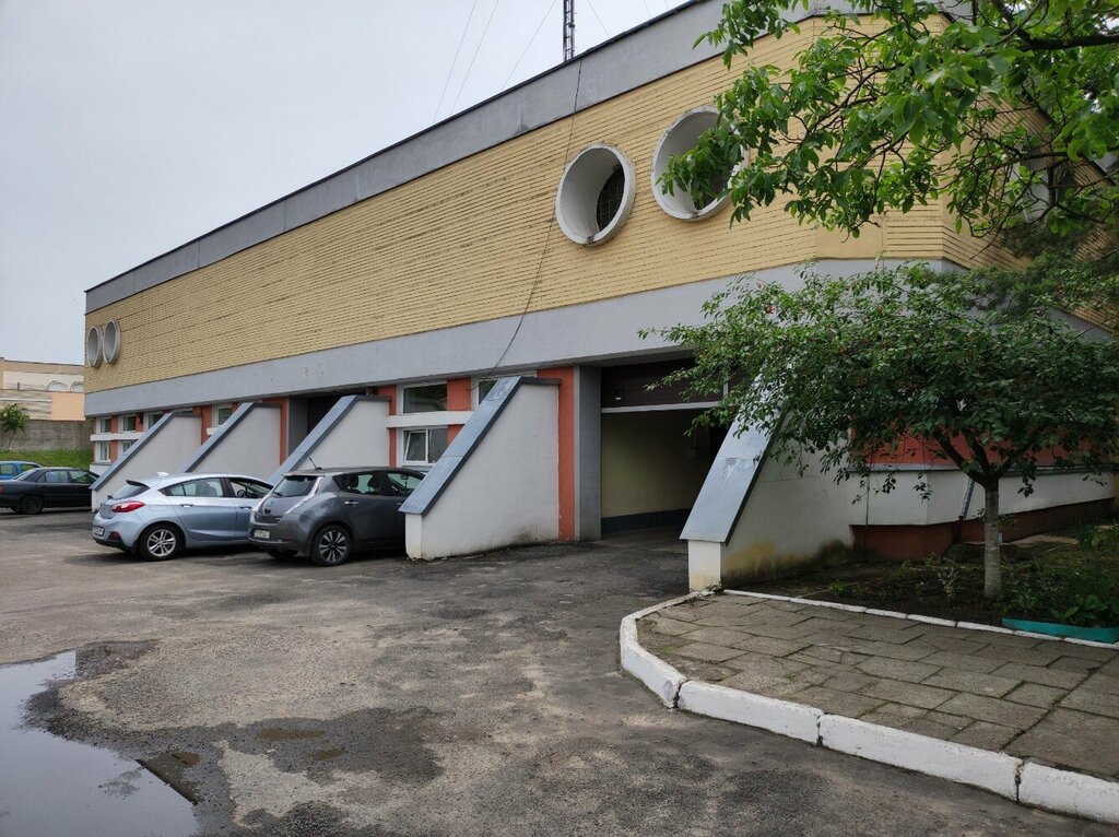 Transport company, car depot Avtobaza Meditsinskikh Uchrezhdeny Brestskogo Gorispolkoma Gau, Brest, photo
