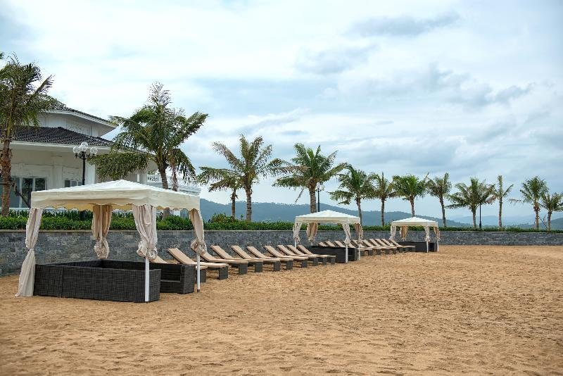 Фото Paradise Suites Hotel