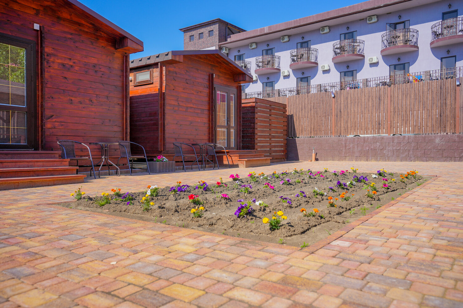 Фото Самшит