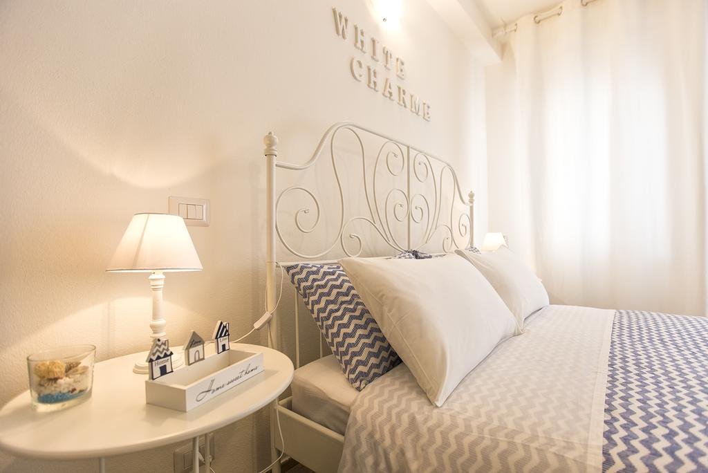 Фото White Charme