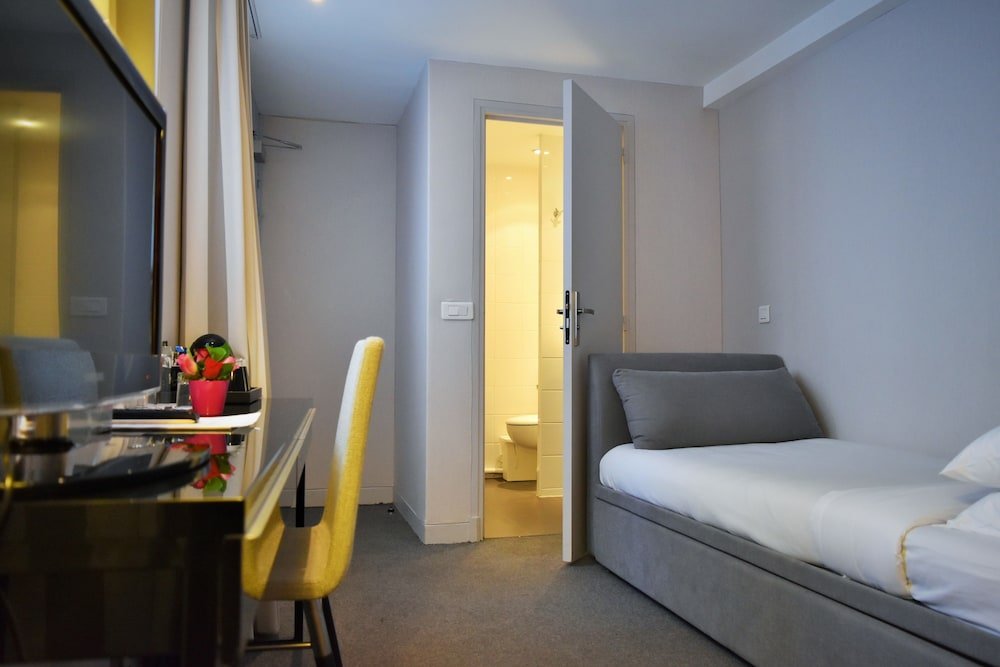 Фото Hôtel Lepic 29