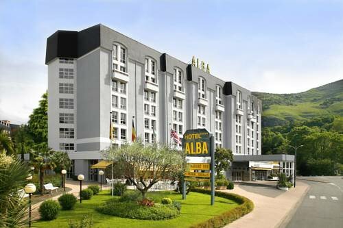 Гостиница Hotel Alba в Пау
