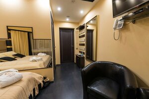 Carskie bani (derevnya Bereg Kamy (Kondratovskoye selskoye poseleniye), 1/3), hotel