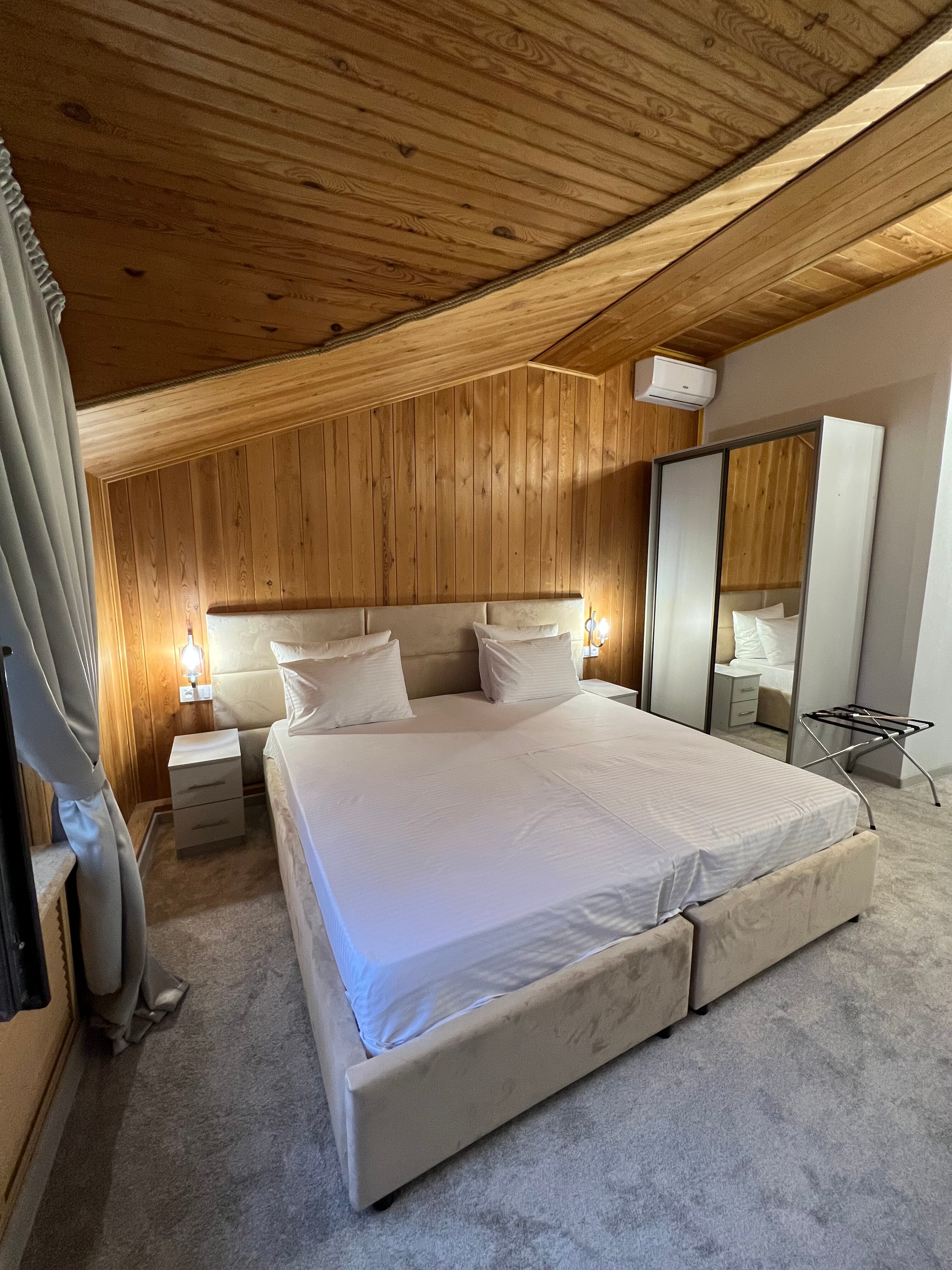 Фото Флагман