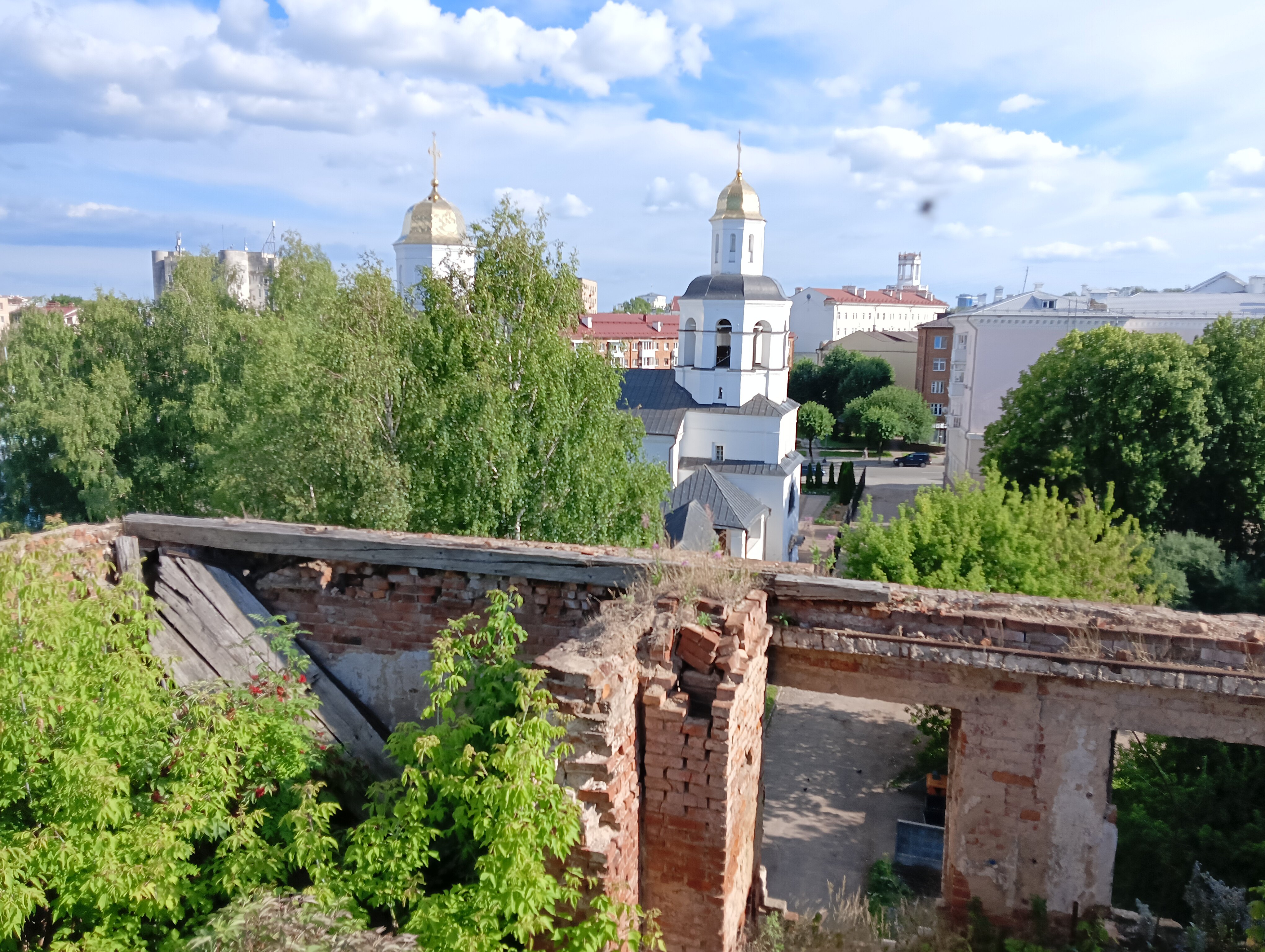 Дом коммуна смоленск смоленская крепостная стена фото