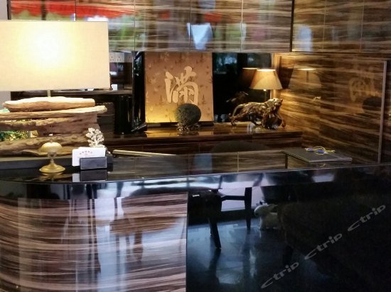 Фото Harbour Ville Hotel Hamilton - Lavender