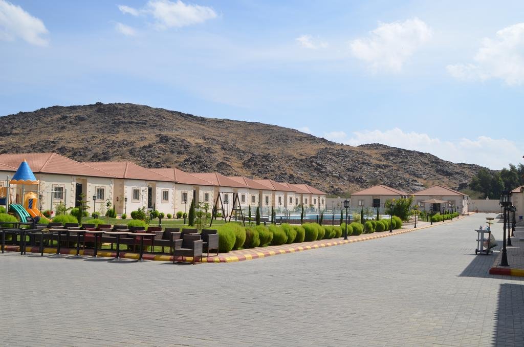 Фото Aryaf Touristic Resort