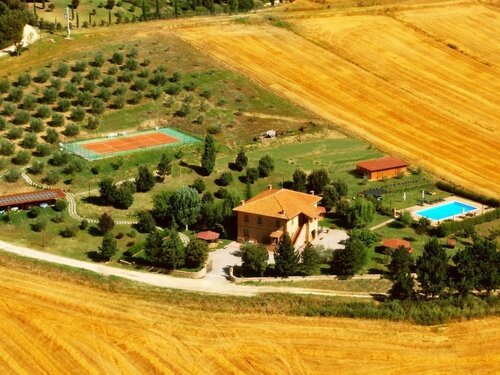 Гостиница La Contea Farmhouse