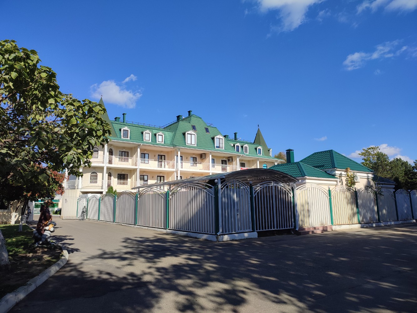 Фото отеля 4