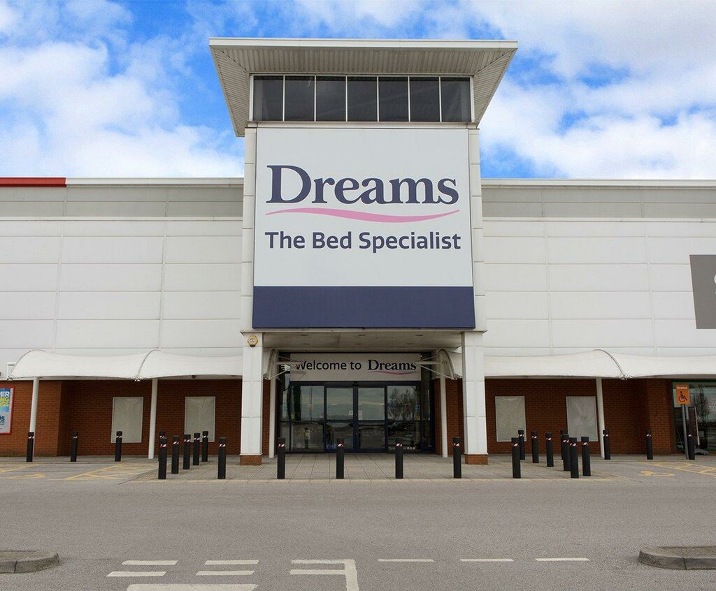 Furniture store Dreams Hull, England, photo