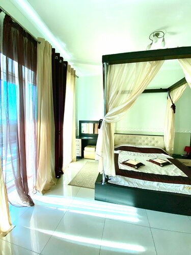 Гостиница Линкор в Геленджике